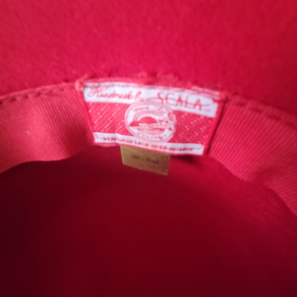 Red Wool Hat - Picture 6 of 6